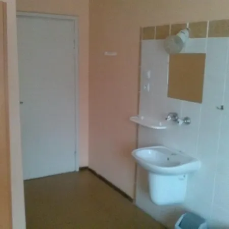 Hostel Pod Zielonym Kogutem *