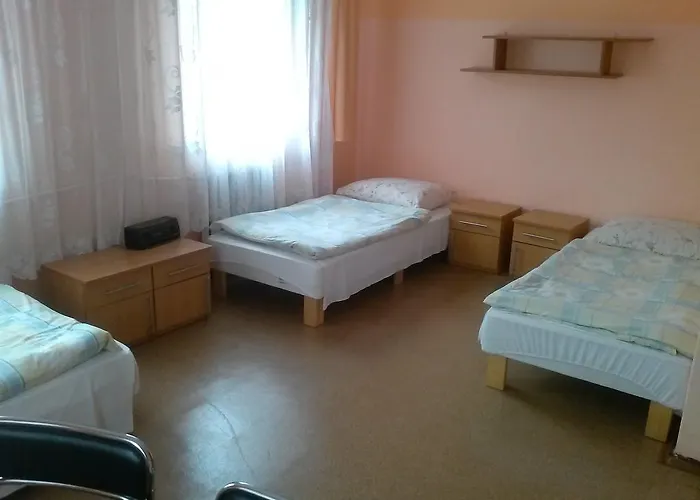 Pod Zielonym Kogutem Hostel