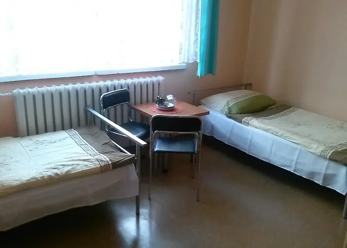 Hostel Pod Zielonym Kogutem *